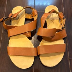 Lorenzo Chelini Brown Leather flat sandals w/ buckle 8 (39) made in Italy
